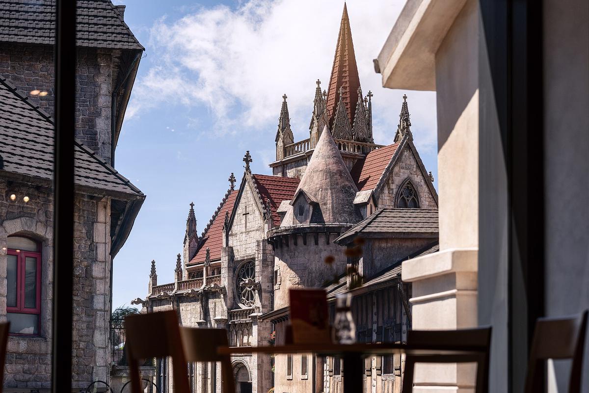 Ba Na Hills French village Vietnam