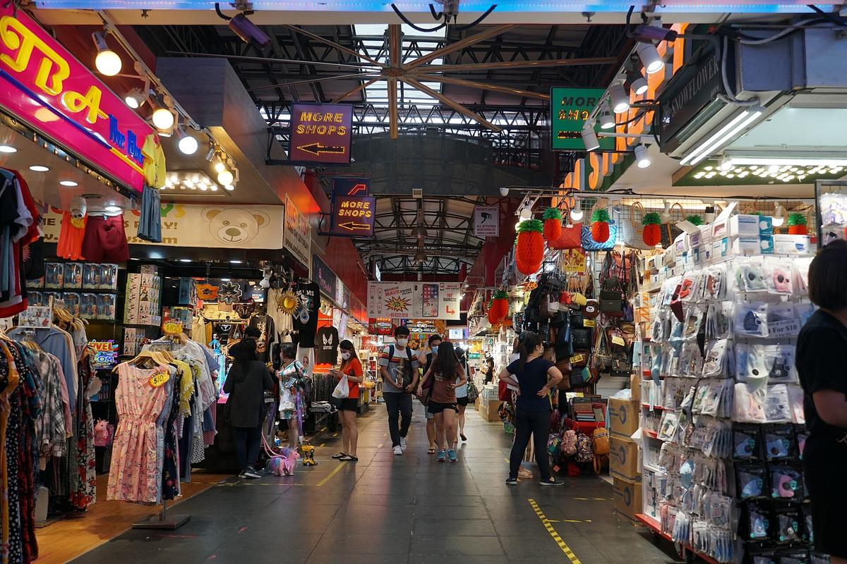 Bugis Street market Singapore