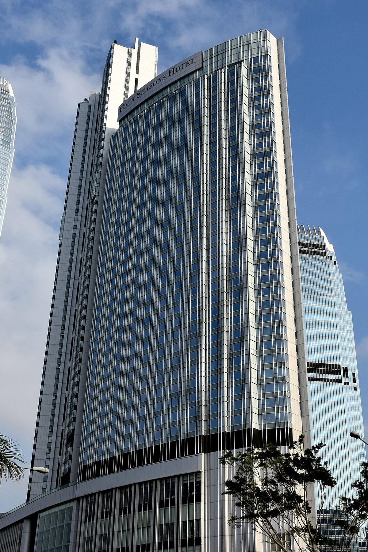 Central Hong Kong skyscrapers street