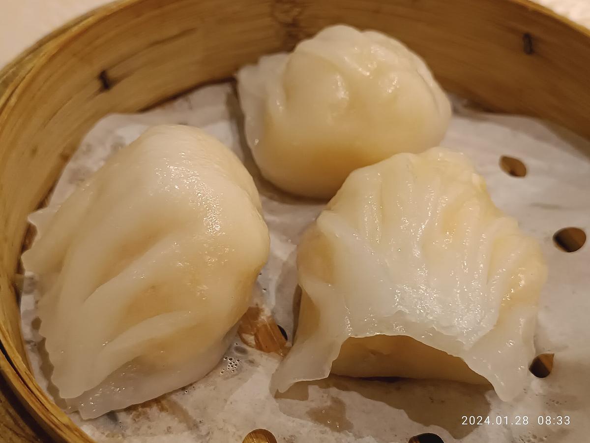 har gow shrimp dumplings