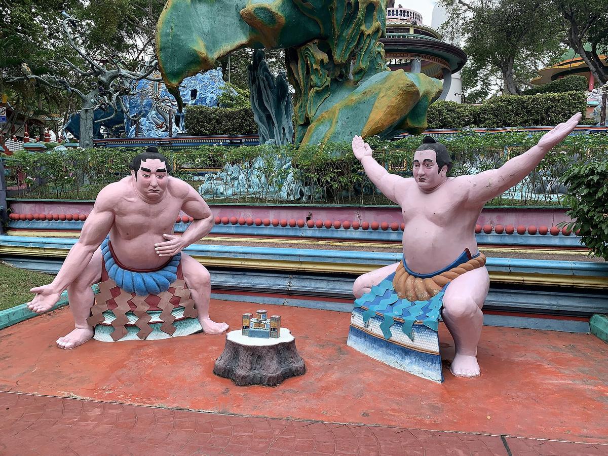 Haw Par Villa Singapore statues