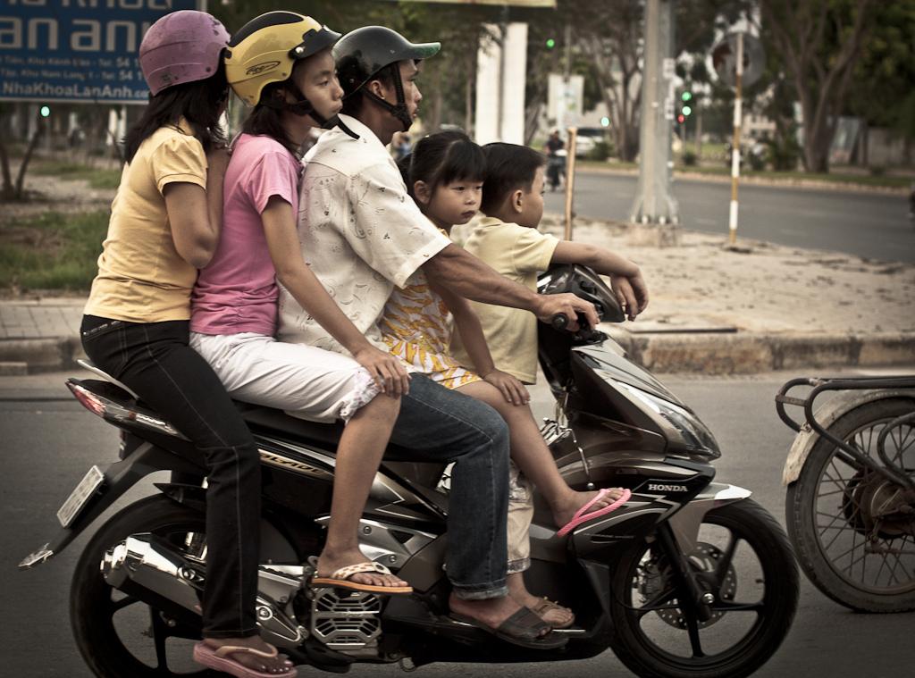 Ho Chi Minh City getting around