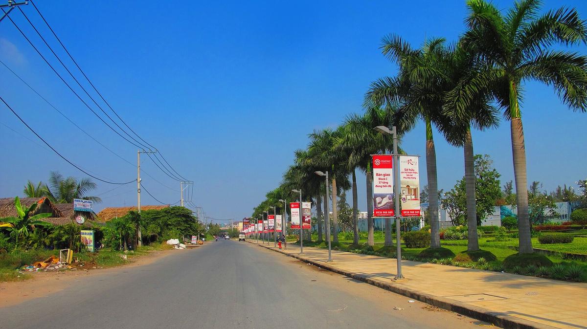 Ho Chi Minh City street scene