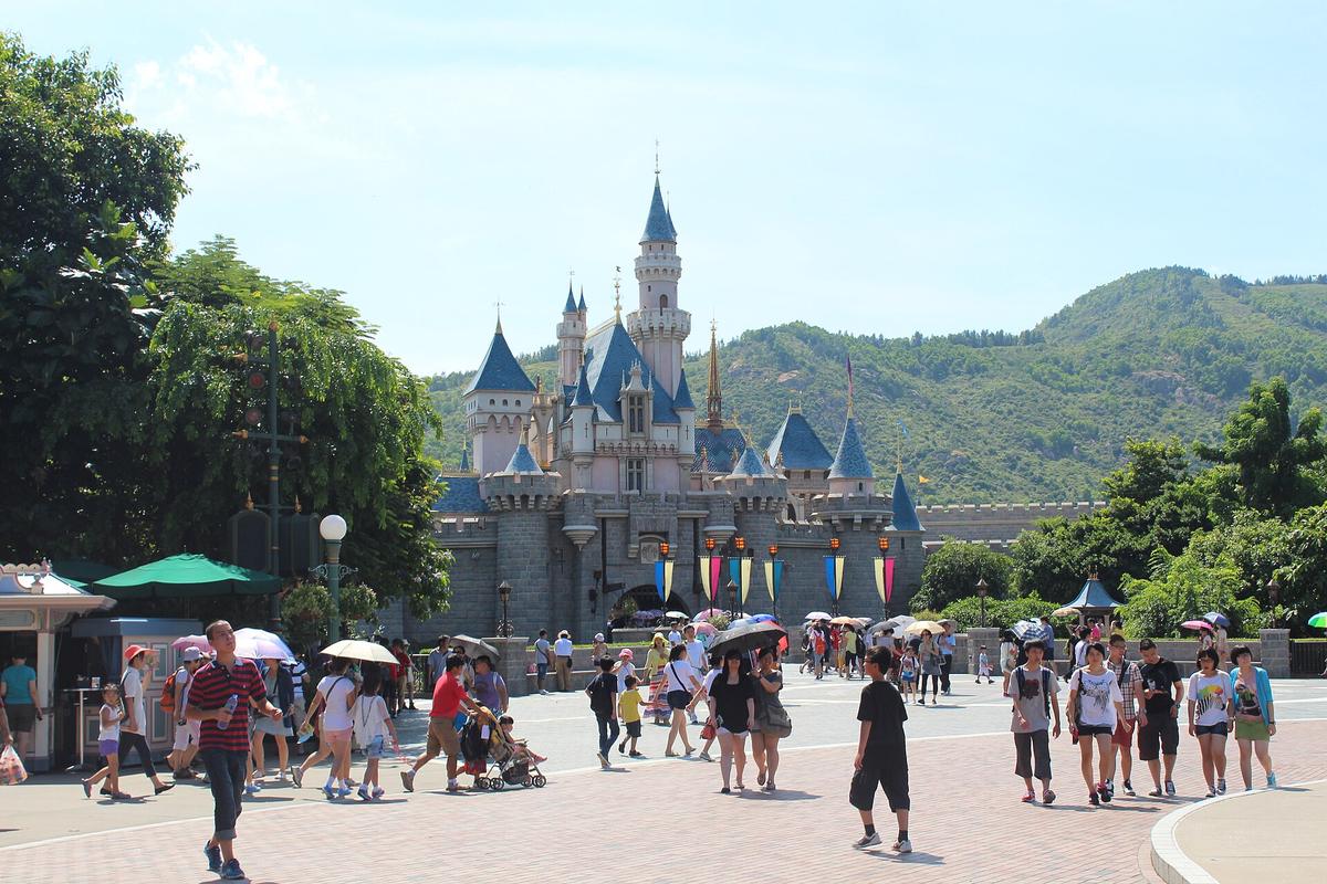 Hong Kong Disneyland castle