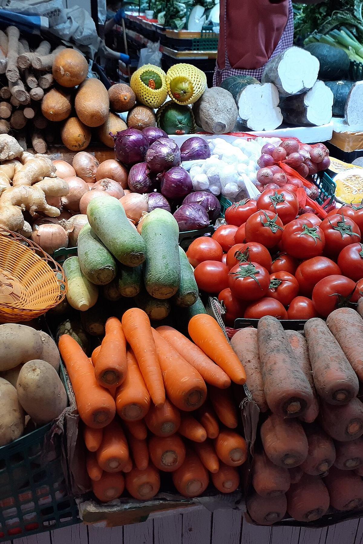 Hong Kong wet market stall