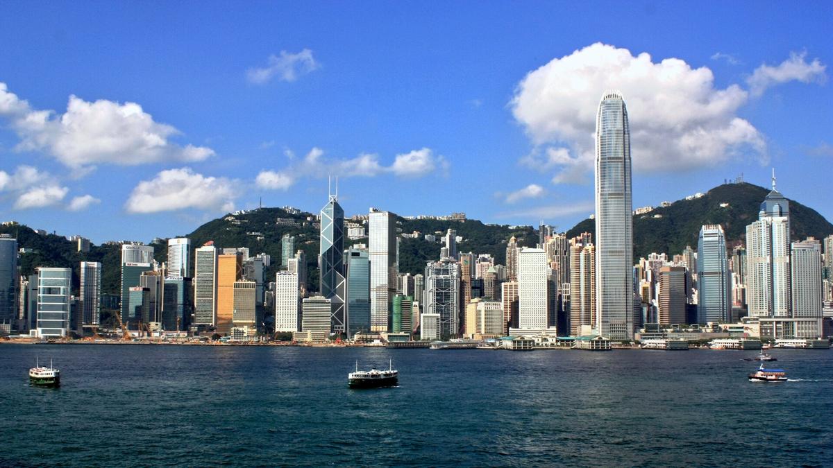 Hong Kong harbour skyline