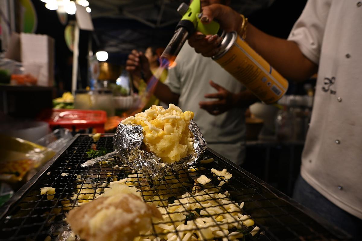 Thailand night market seafood grill
