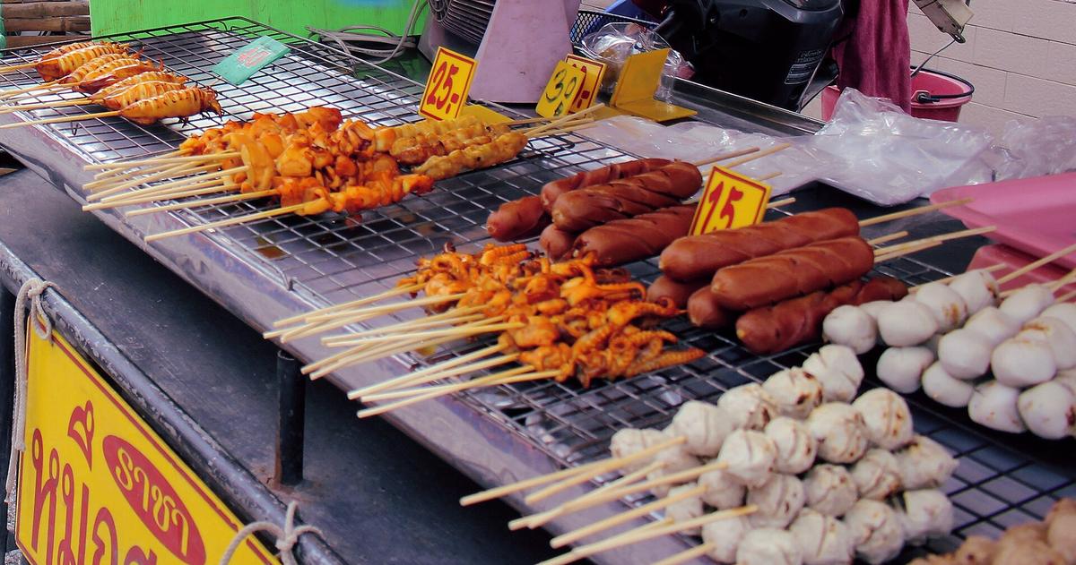 Bangkok street food night market