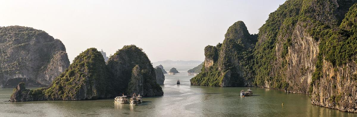 Vietnam Ha Long Bay limestone