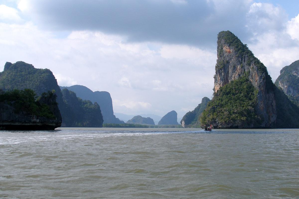Thailand limestone islands sea