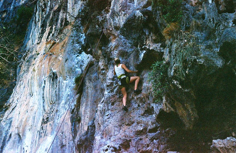 rock climbing Railay Thailand