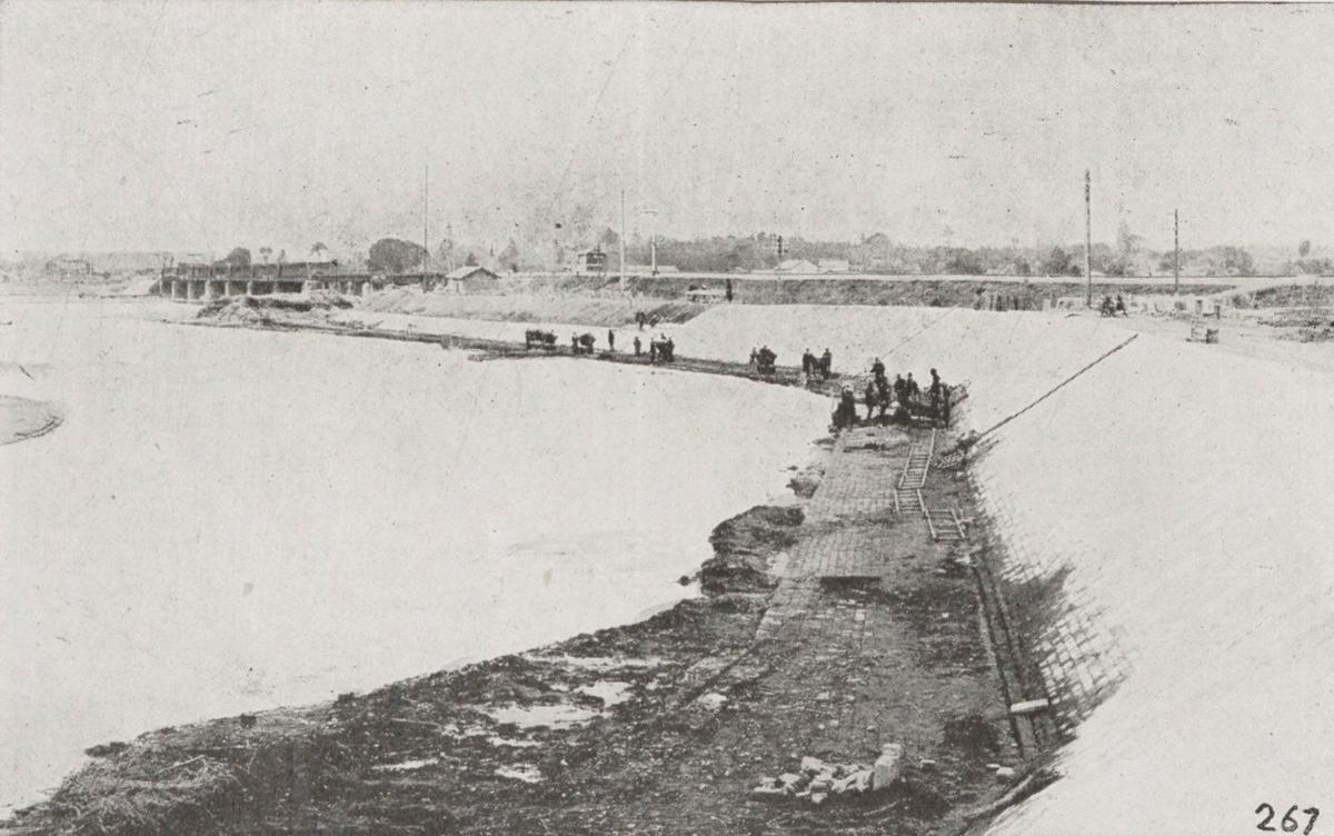 Kinugawa onsen river