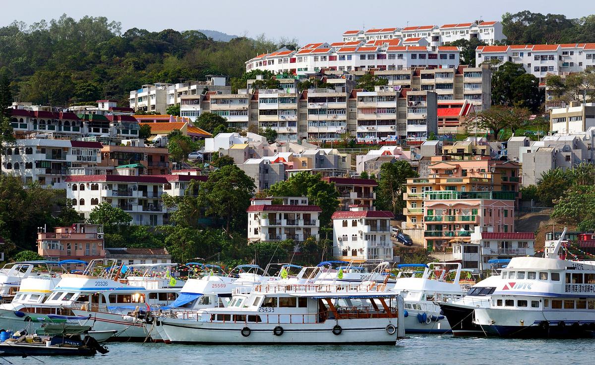 Sai Kung waterfront seafood Hong Kong