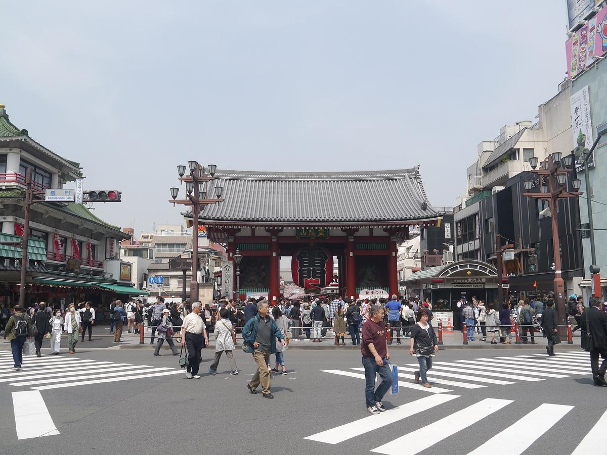 Senso-ji Kaminarimon gate