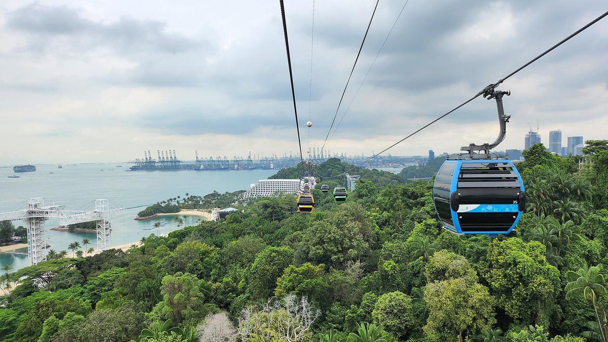 Singapore cable car Sentosa