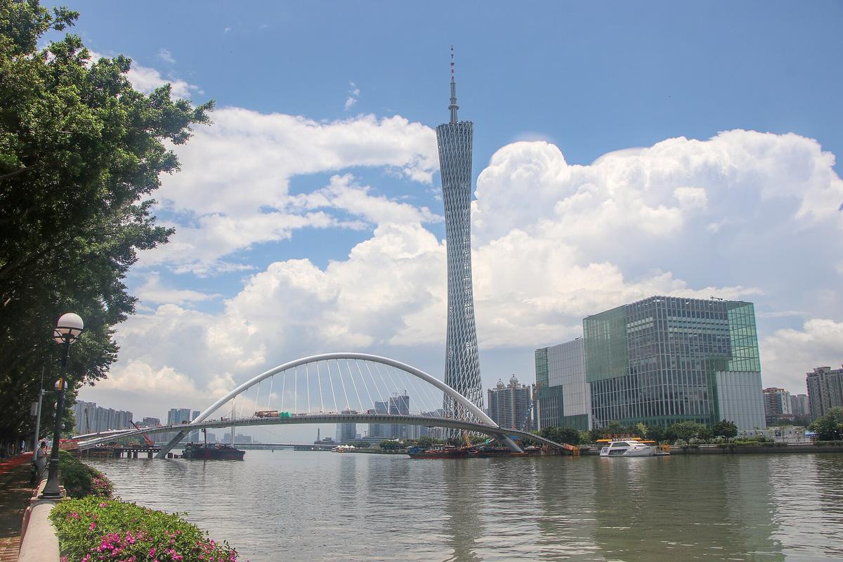 Guangzhou Canton tower river