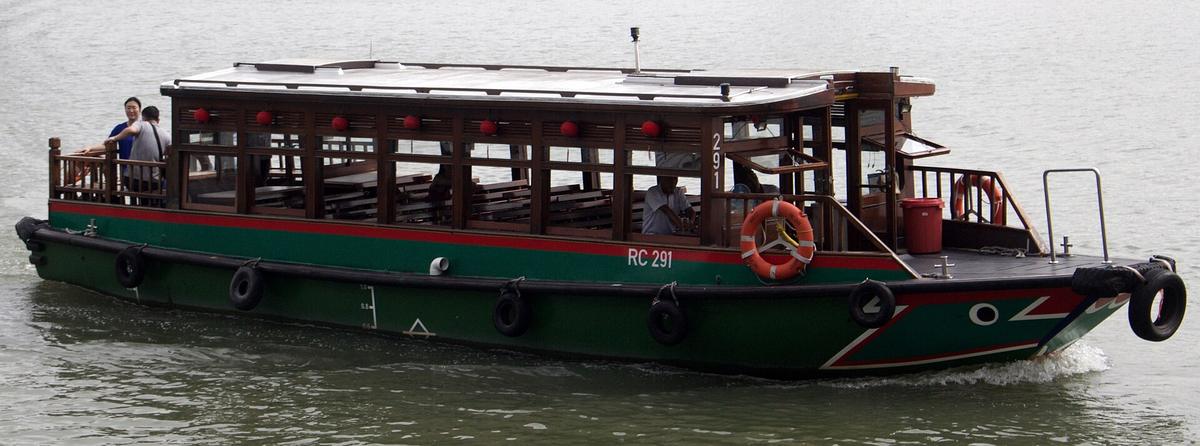 Singapore River bumboat shophouses