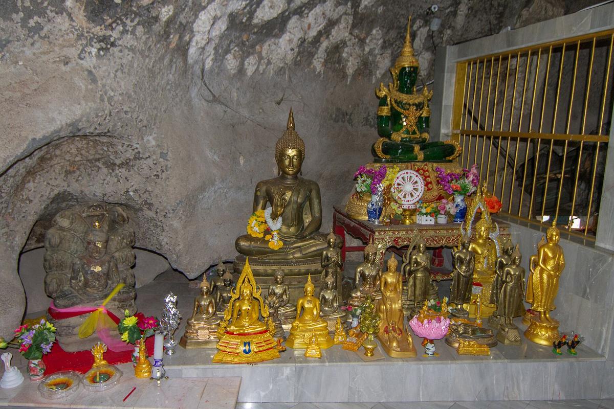 Wat Tham Suea Krabi buddha view